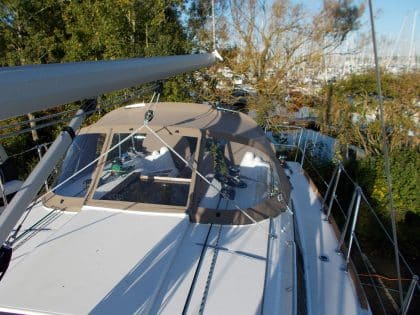 Jeanneau Sun Odyssey 349 Sprayhood, Higher design