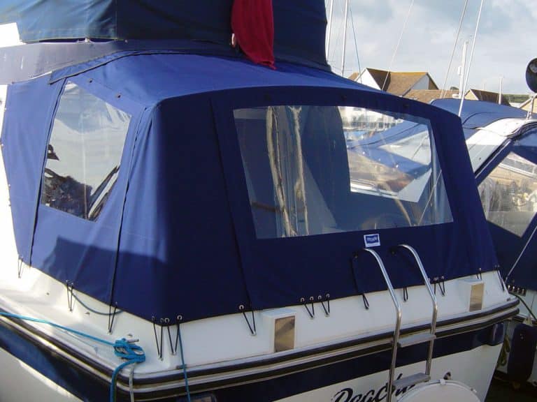 Fairline Sedan Cockpit Enclosure