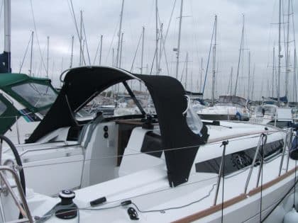 Jeanneau Sun Odyssey 379 Sprayhood