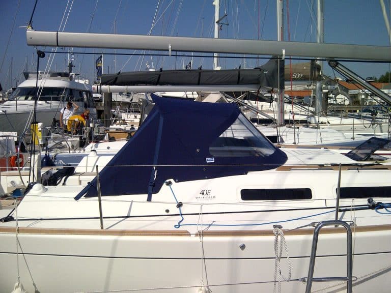 Dufour 40E Extended Sprayhood with roll-back wings