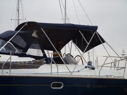 Jeanneau Sun Odyssey 43ds Bimini