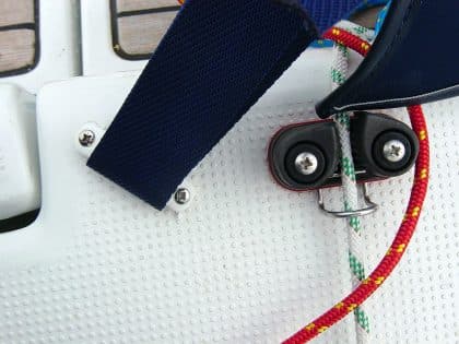 BEN 27.7 SPRAYHOOD (22)