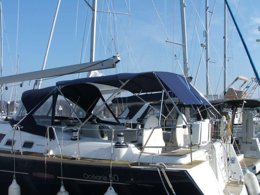 Beneteau Oceanis 50, 2006 model, Bimini