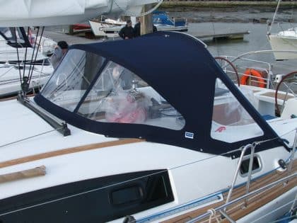 Beneteau Oceanis 40 sprayhood (15)