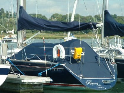 Maxi 1050 Cockpit Tonneau Cover