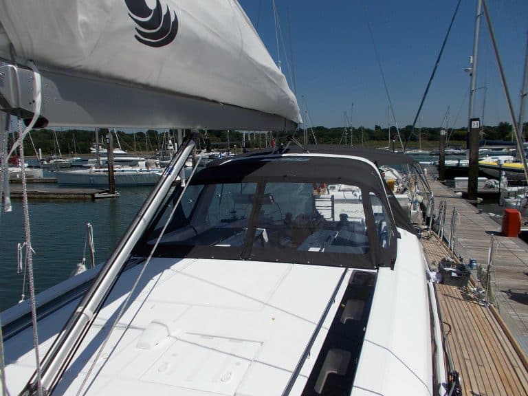 Beneteau Oceanis 55 Sprayhood ref 7909