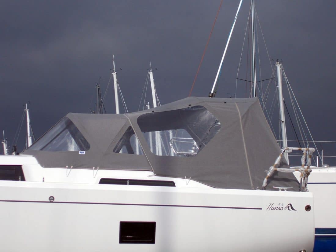 Hanse 418 Cockpit Enclsoure