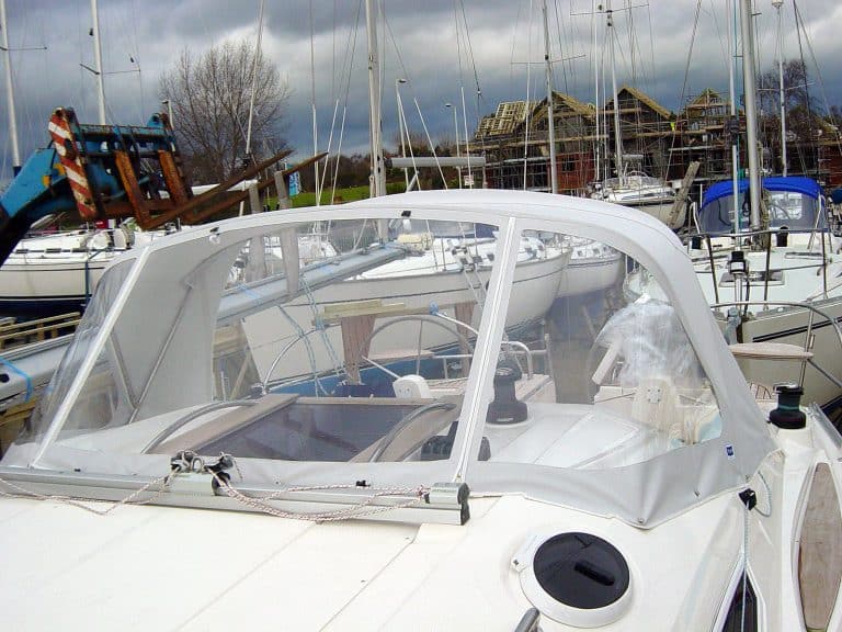 Elan 434 replacement sprayhood, on elan supplied bars