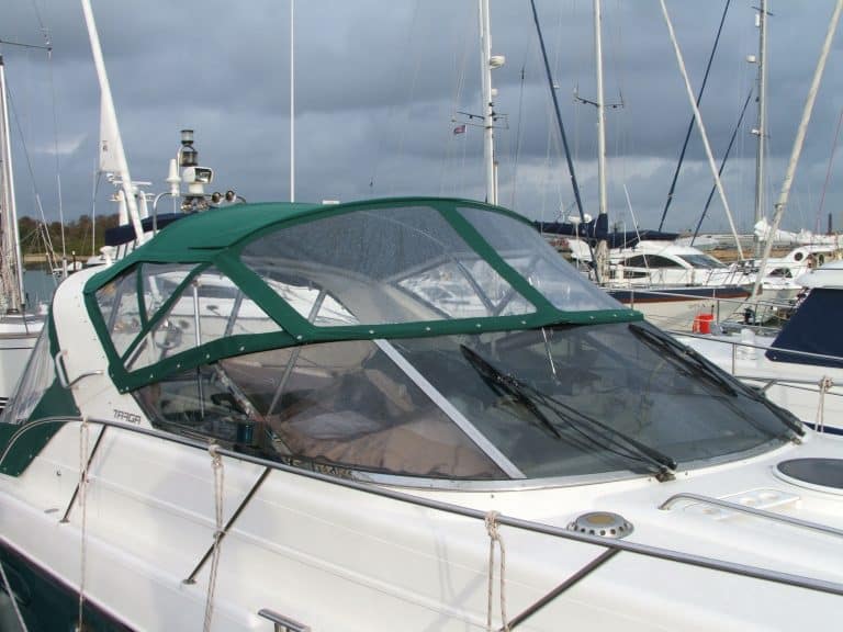 Fairline Targa 39, Fore and Aft canopies