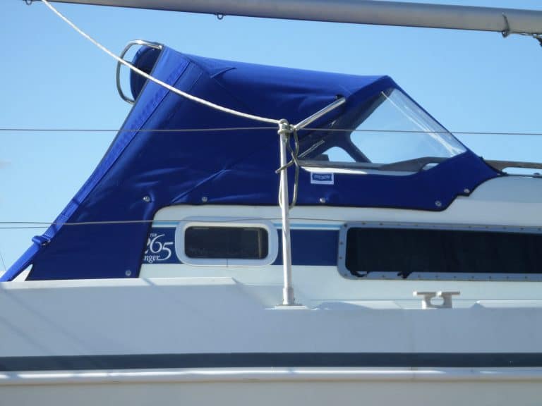 Hunter Ranger 265, Sprayhood, lower design