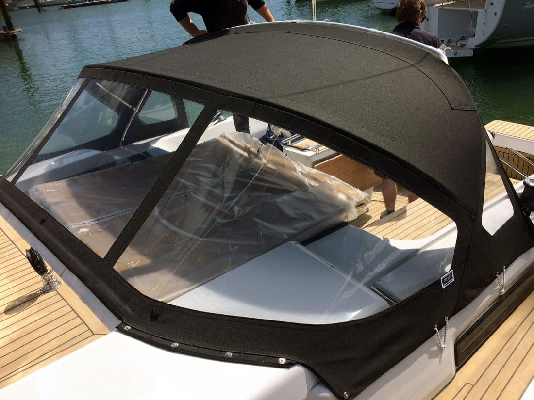 Hanse 388 Sprayhood