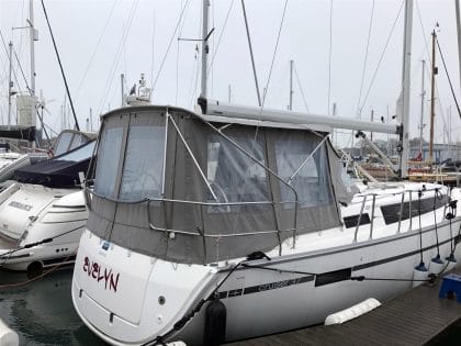 Bavaria Cruiser 37, 2014 model Bimini Conversion to fit Standard Tecsew Bimini