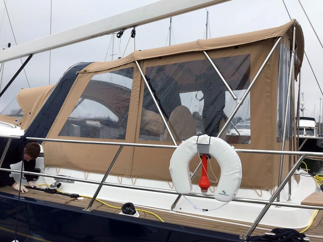 Discovery 54 Bimini Conversion fitted to Tecsew Bimini