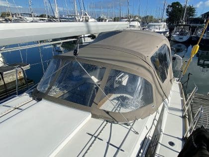 Jeanneau Sun Odyssey 349 Sprayhood, Higher design