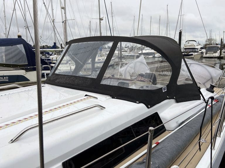 Hanse 315 Sprayhood