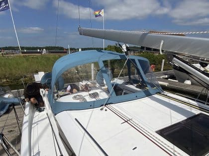 Jeanneau Sun Odyssey 440 Sprayhood