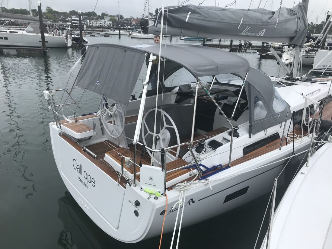 Hanse 388 Bimini
