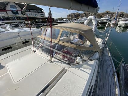 Moody 45 Classic Sprayhood recover ref 1637