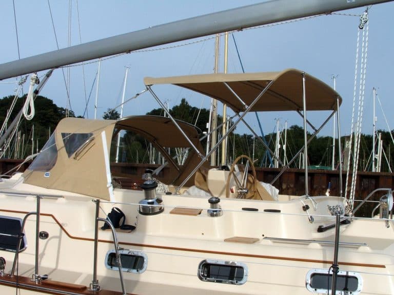 Island Packet 465/485 Bimini