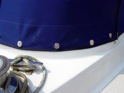 Moody 38, fixed screen, Cockpit Enclosure