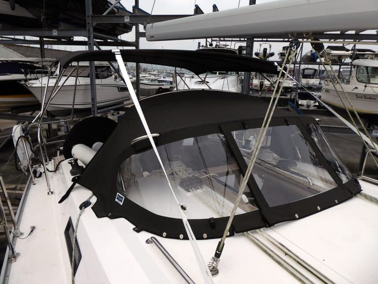 Bavaria Cruiser 37, 2014 model Bimini