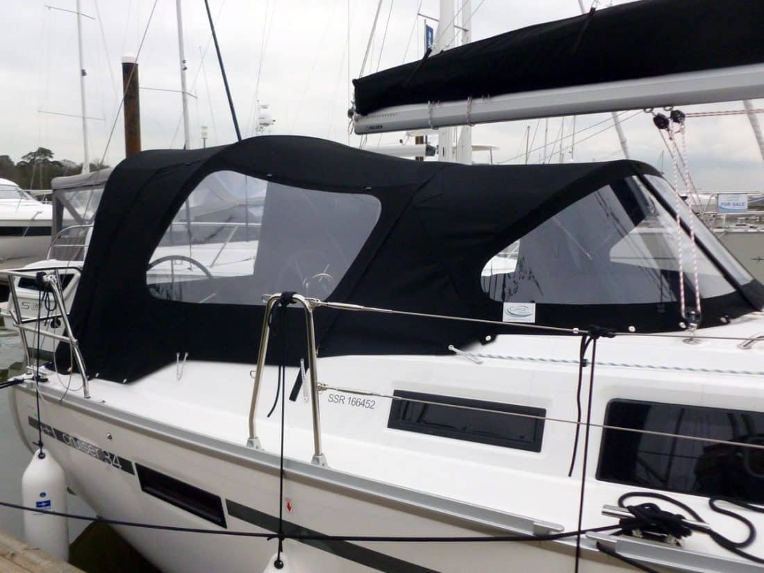 Bavaria Cruiser 34, 2016 Cockpit Enclosure