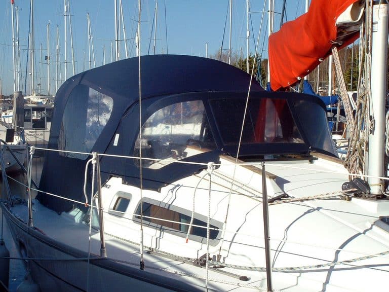 Jeanneau Sun Odyssey 26 Cockpit Enclosure