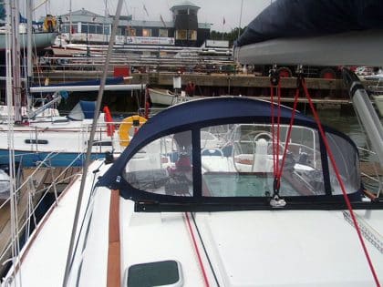 Jeanneau Sun Odyssey 42i Sprayhood