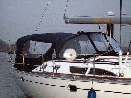 Jeanneau Sun Odyssey 45.2 Cockpit Enclosure