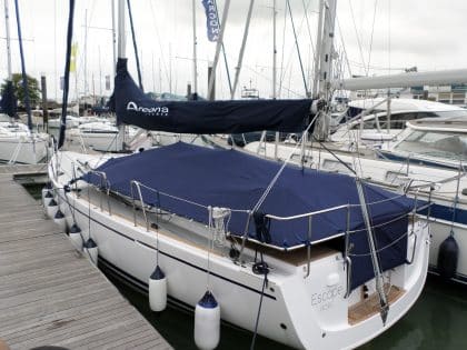 Arcona 380 Tie Out Tonneau, ESCAPE