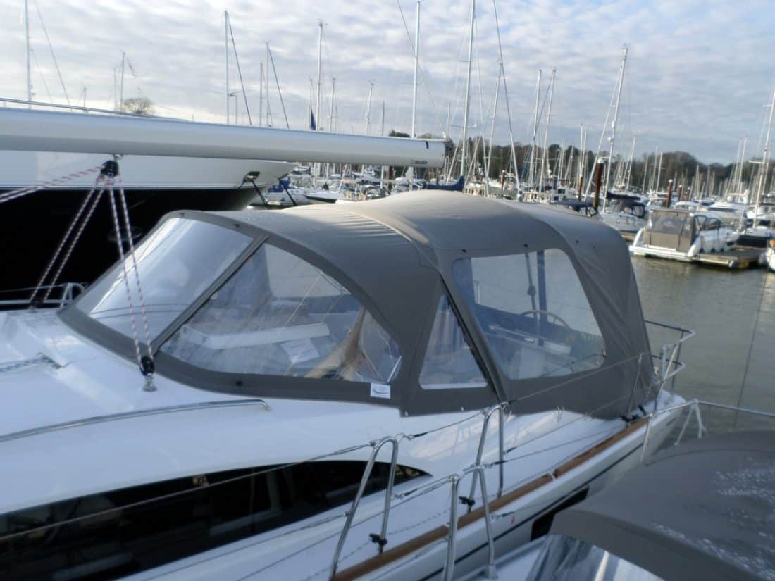 Bavaria Vision 42 HIGHER design, NOW STANDARD Cockpit Enclosure