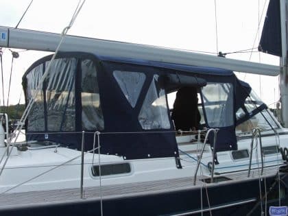 beneteau 57 sprayhood bimini and bimini conversion recovers 1 (1)