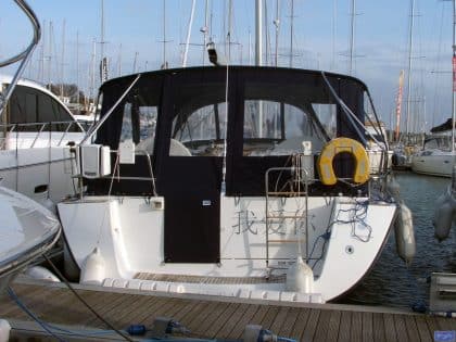 beneteau oceanis 50 2006 model bimini conversion 3