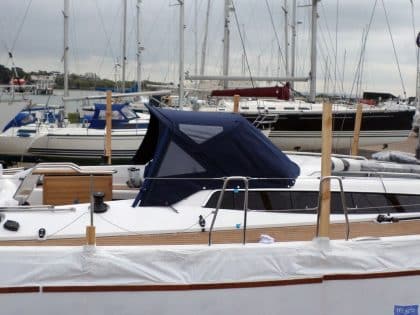 dehler 38 sprayhood with revised window layout 6