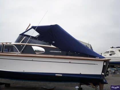 Fairey Huntsman 31 zip attached Tonneau, fitted to Tecsew Sprayhood
