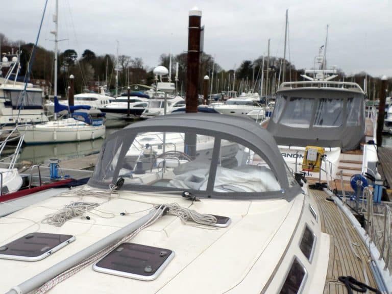 Hanse 531 Sprayhood recover