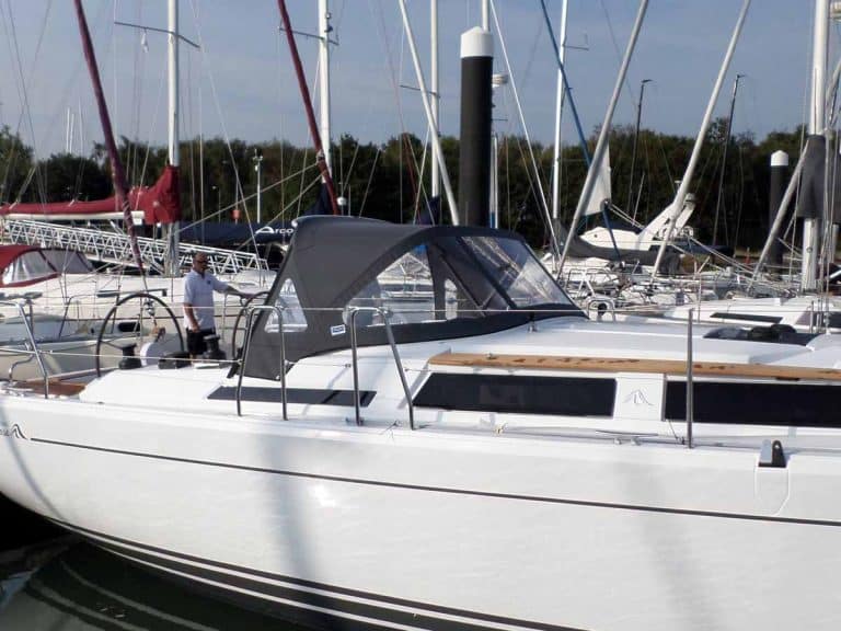 Hanse 345 Sprayhood
