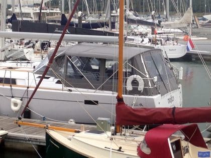 hanse 505 bimini conversion fitted to tecsew standard bimini 6