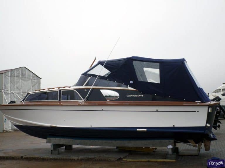 Fairey Huntsman 31 Sprayhood and Bimini converting to a full Enclosure