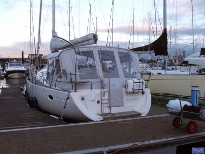 Elan 434 Bimini Conversion with Tecsew Bimini and Sprayhood_2