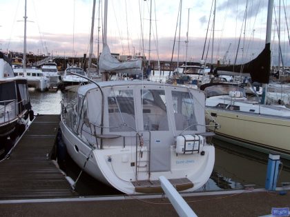Elan 434 Bimini Conversion with Tecsew Bimini and Sprayhood_8