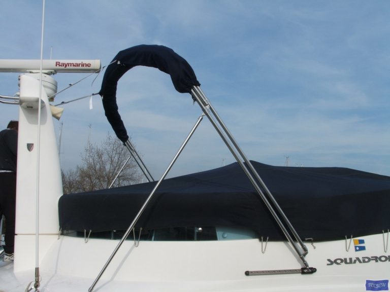 Fairline Squadron 52 Flybridge Bimini_9