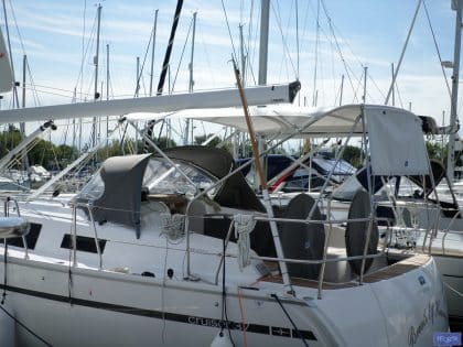 Bavaria Cruiser 37, 2014 model Bimini_9