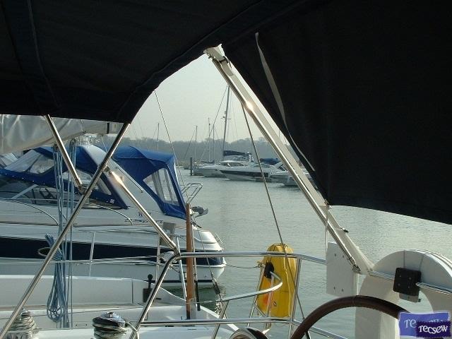 Beneteau Oceanis 393 Bimini, type 1, pic_3