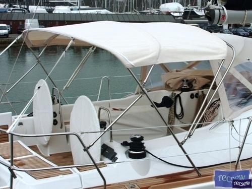 Beneteau Oceanis 46 bimini with optional zipped aft extension_5