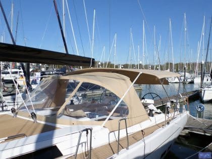 Hanse 575 Bimini, wider non standard design_1