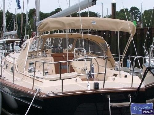 Island Packet 460 Bimini_3
