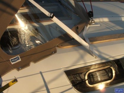 Jeanneau Sun Odyssey 33i Bimini_2