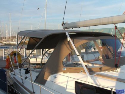 Jeanneau Sun Odyssey 33i Bimini_4