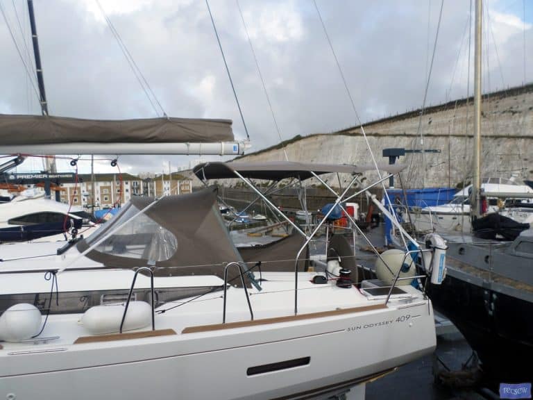 Jeanneau Sun Odyssey 409 Bimini_4